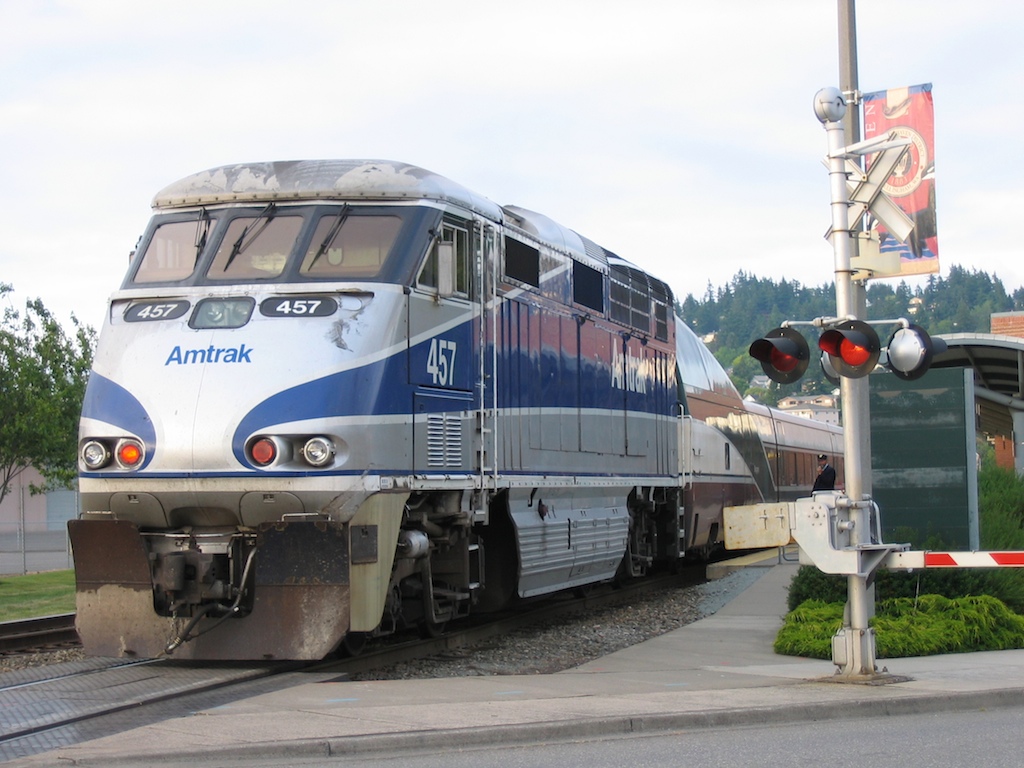 Amtrak Cascades Train